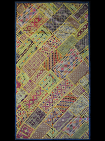 20607-6 Patchwork de tela brodada a mà